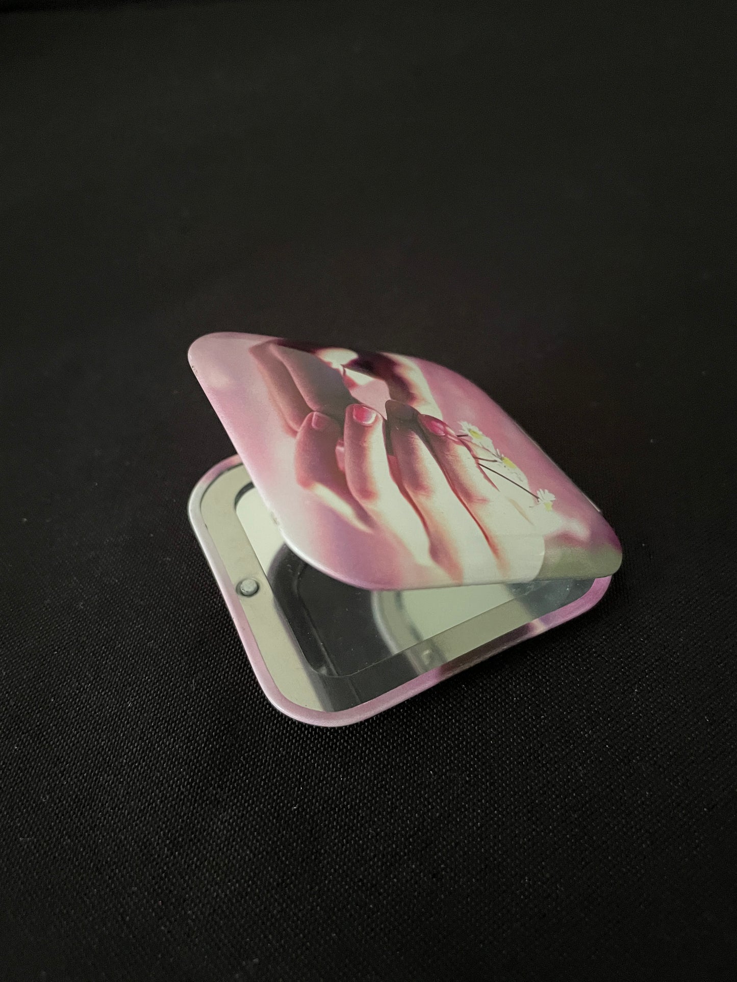 Daisy Compact Mirror image 1