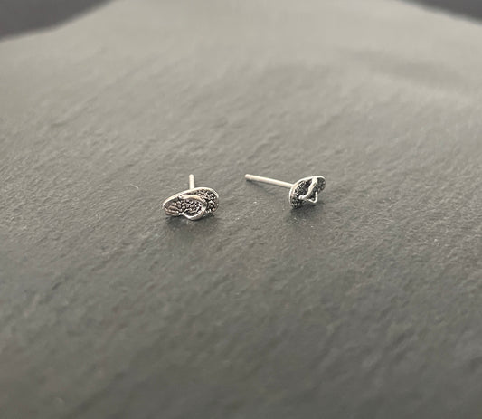 Silver Flip Flop Studs image 1