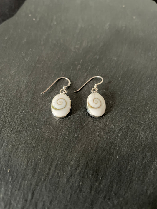 Shiva Shell Oval Earrings image 1