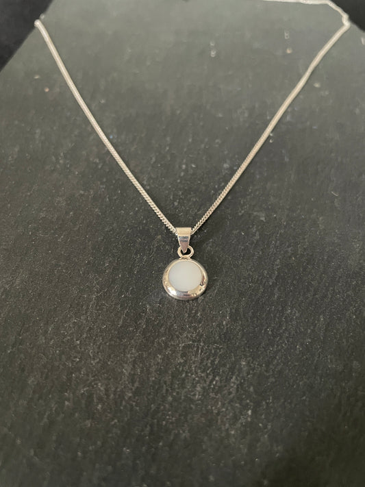Round Mother of Pearl Pendant