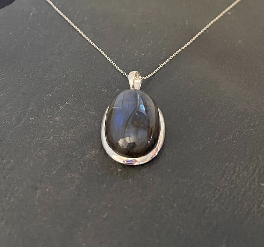 Oval Labradorite and Silver Pendant image 1