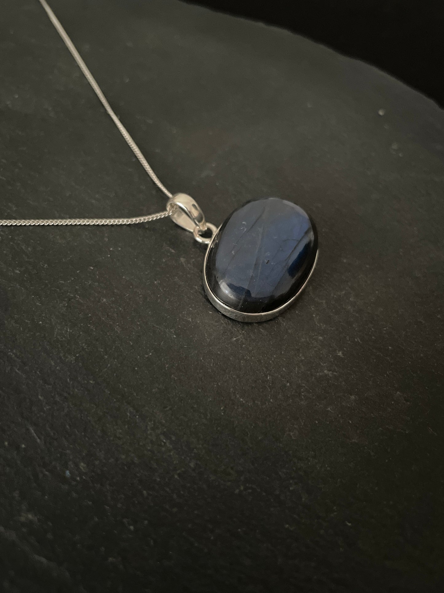 Labradorite Oval Pendant image 2