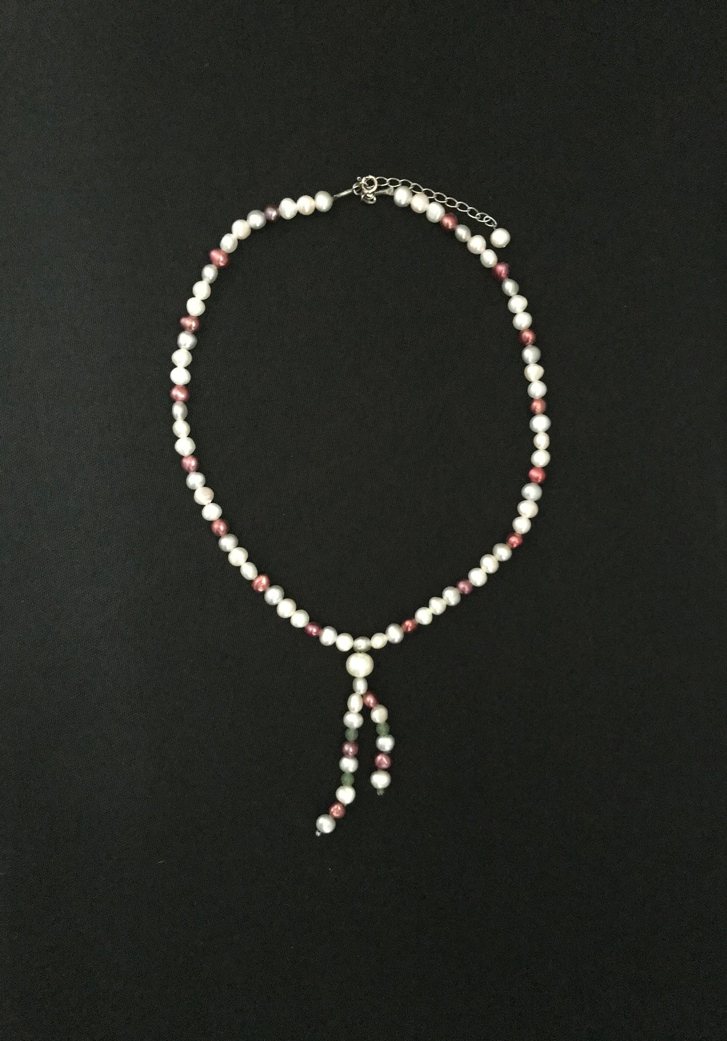 Pearl Necklace image 1