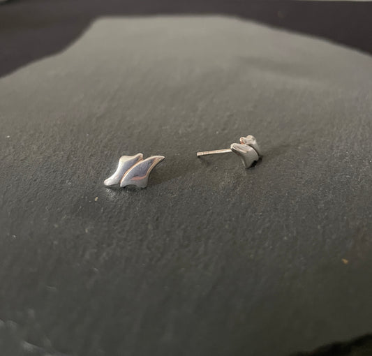 Silver Kite Studs image 1