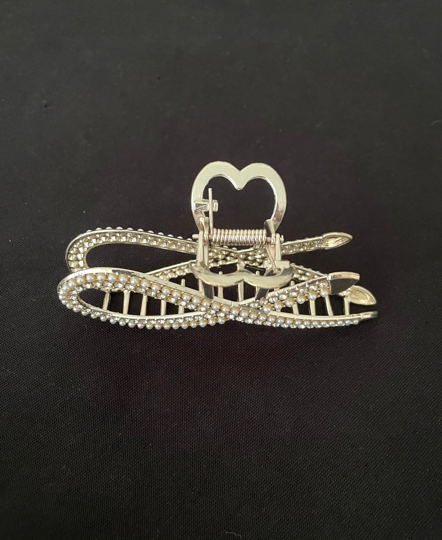 Twist Claw Hair Clip image 2
