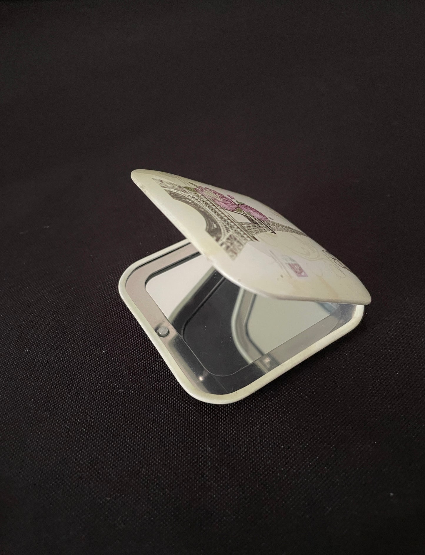 Eiffel Tower Compact Mirror image 1