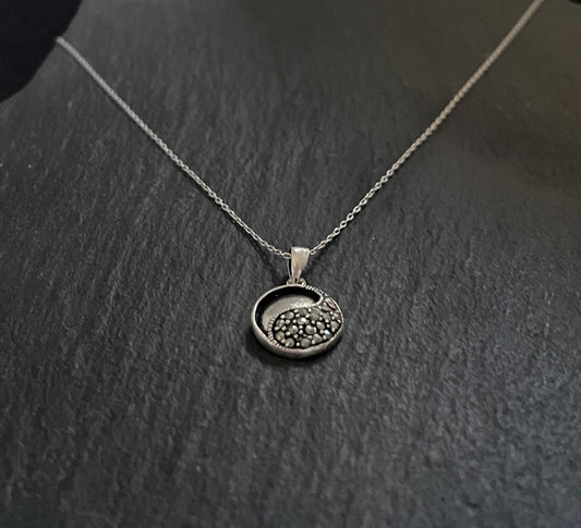 Round Marcasite Pendant image 1