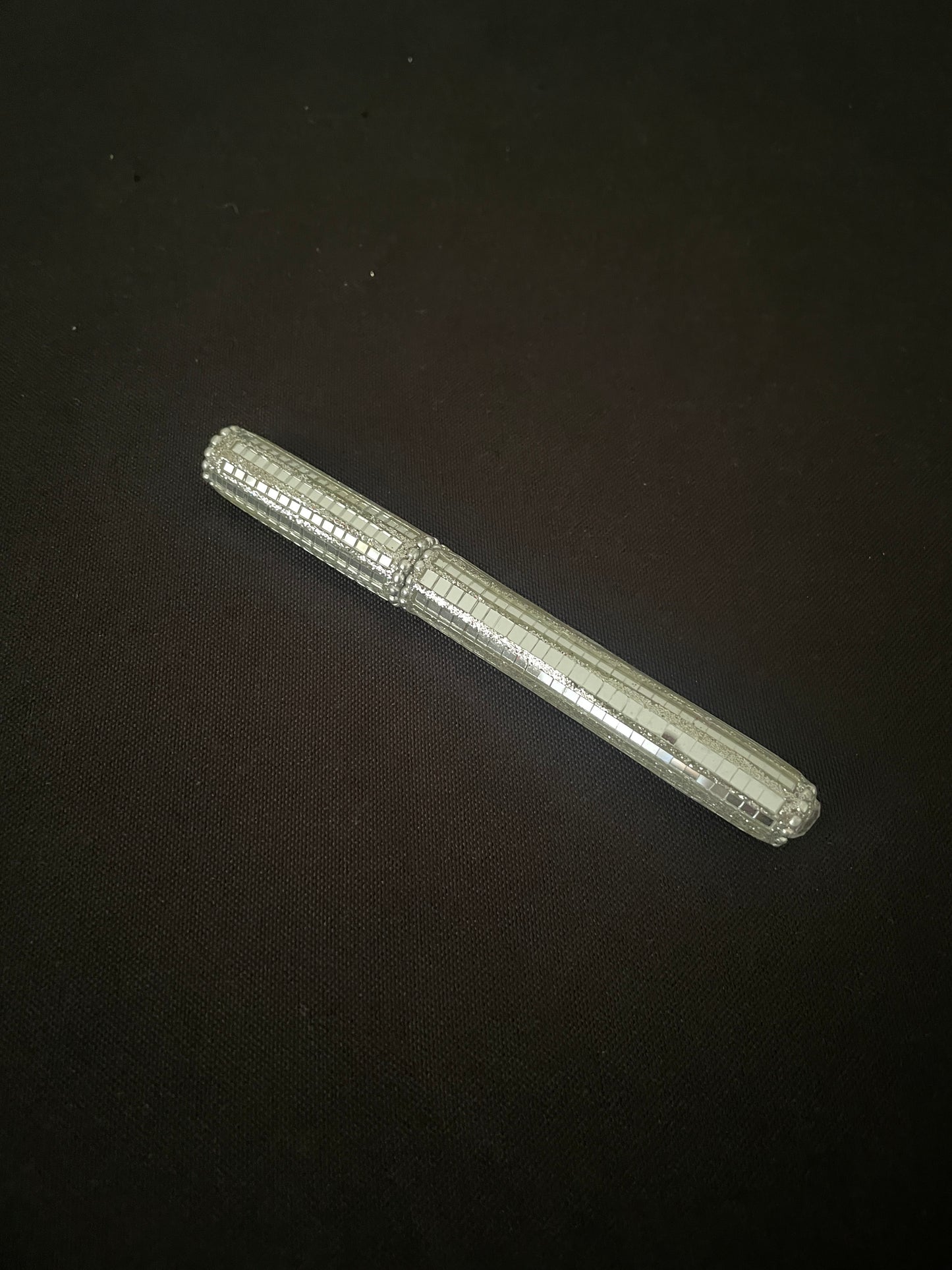 Silver Glitter Pen image 0
