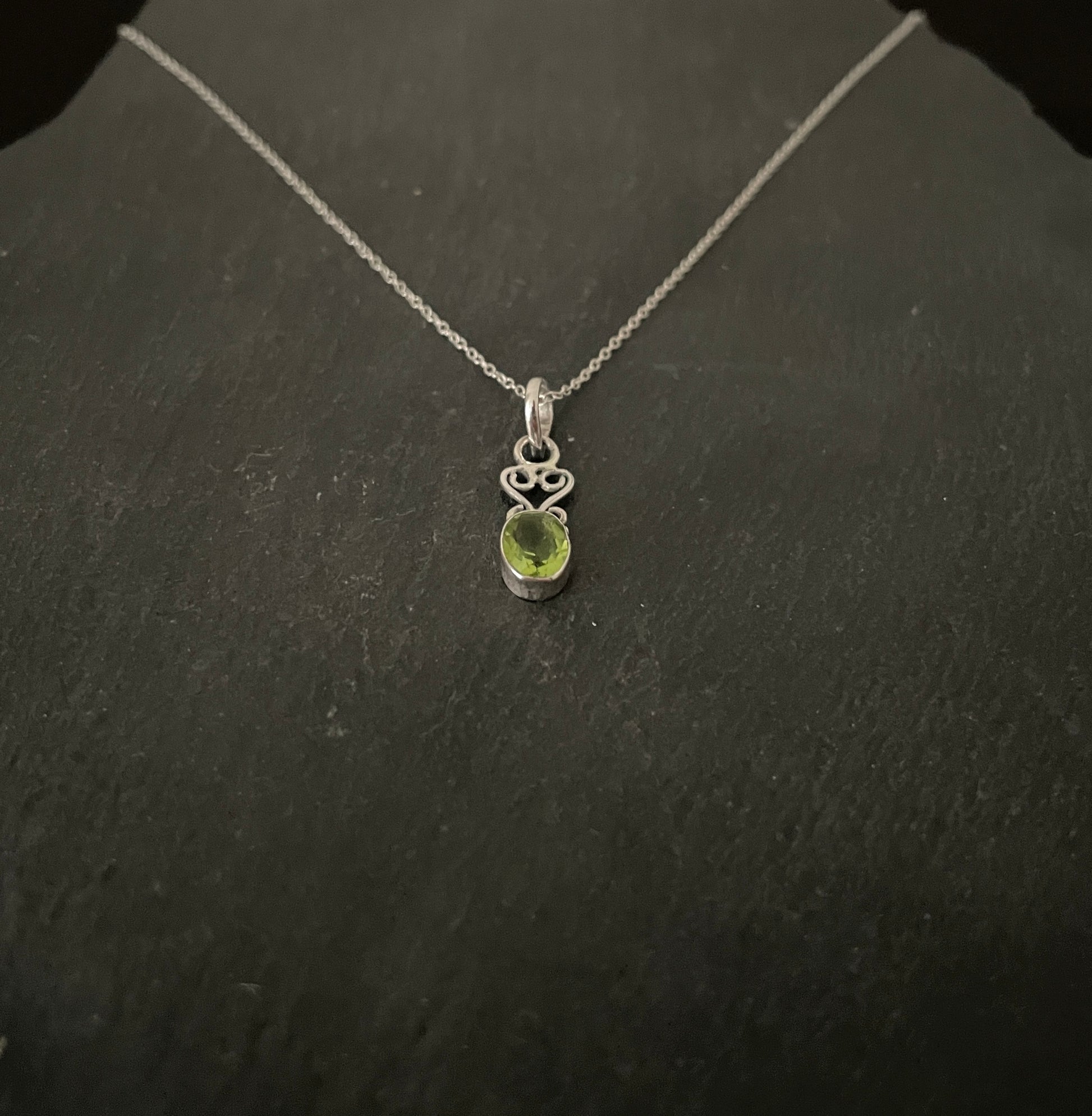 Peridot Oval Pendant image 1