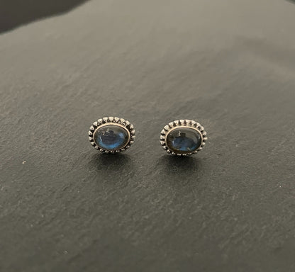 Labradorite Oval Stud Earrings image 0
