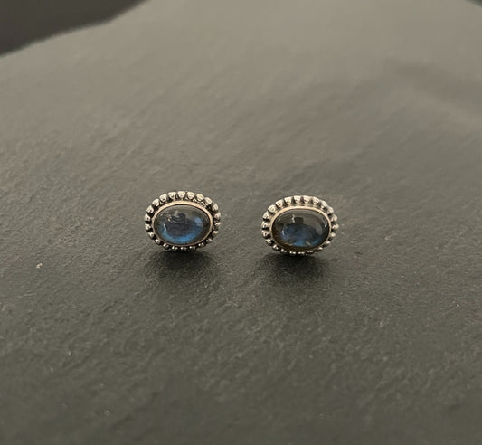 Labradorite Oval Stud Earrings image 0