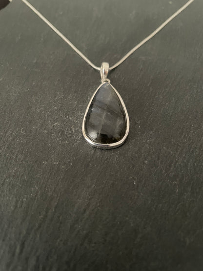 Labradorite Teardrop Pendant image 2