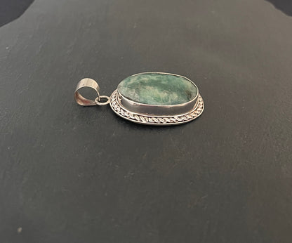 Oval Emerald Pendant image 2