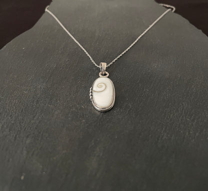 Shiva Shell and Silver Oval Pendant image 1