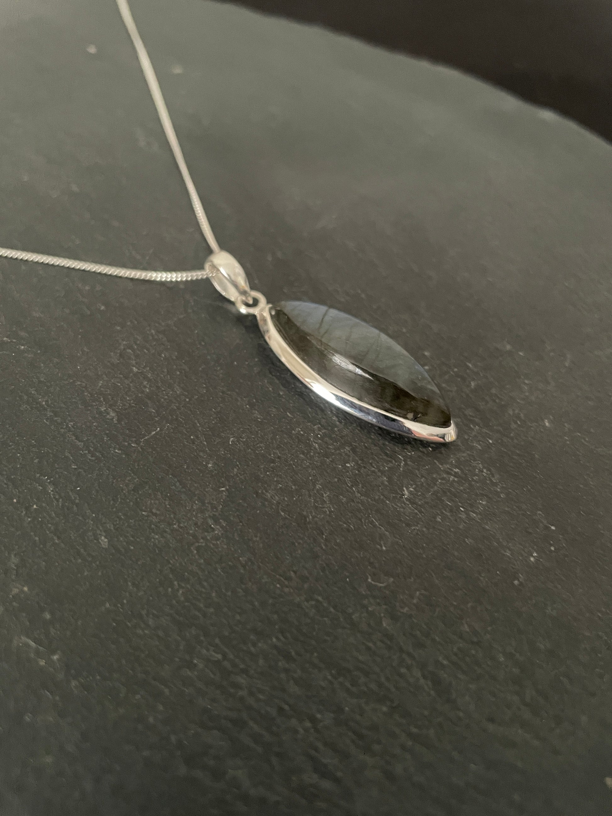 Labradorite Pendant image 2