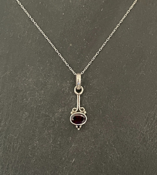 Oval Garnet and Silver Pendant image 0