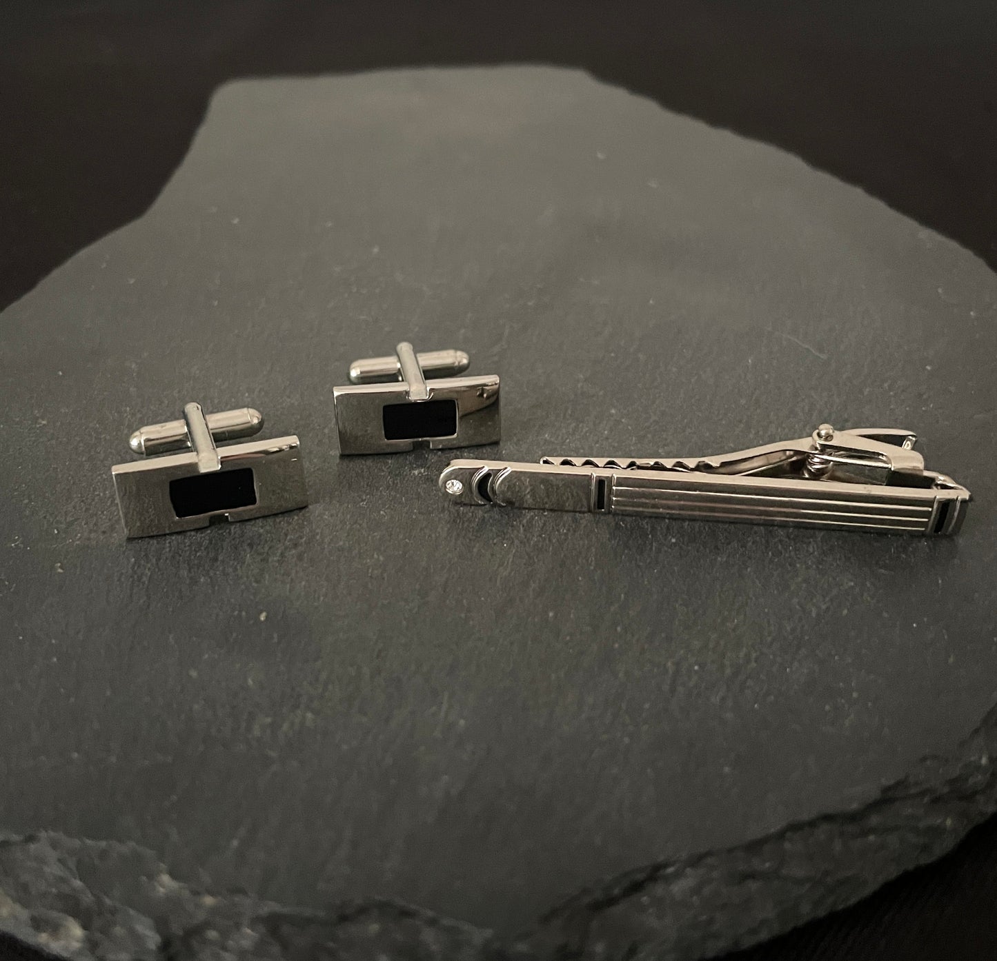 Silver Coloured Cufflink and Tie Pin Set image 0