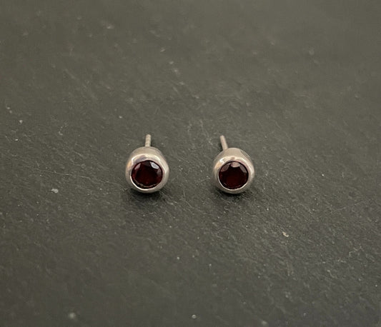 Round Garnet and Silver Studs image 0