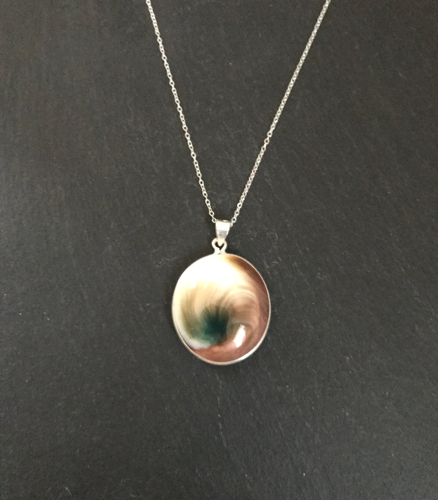 Shiva Shell and Silver Oval Pendant image 2
