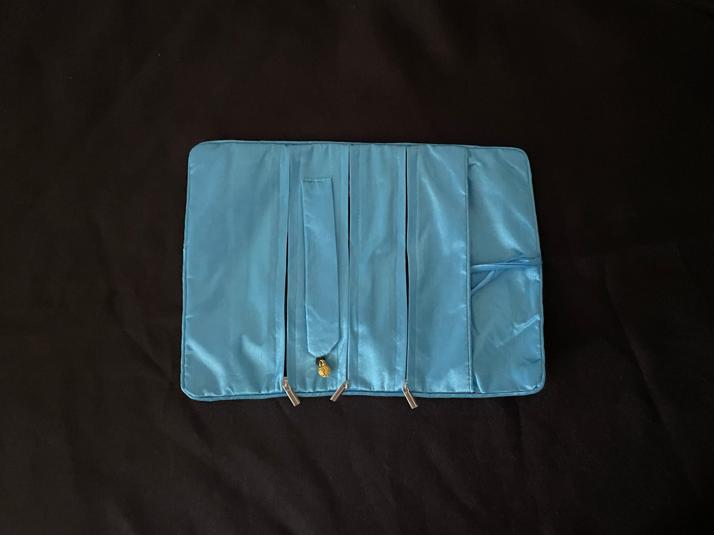 Light Blue Flower Jewellery Wrap