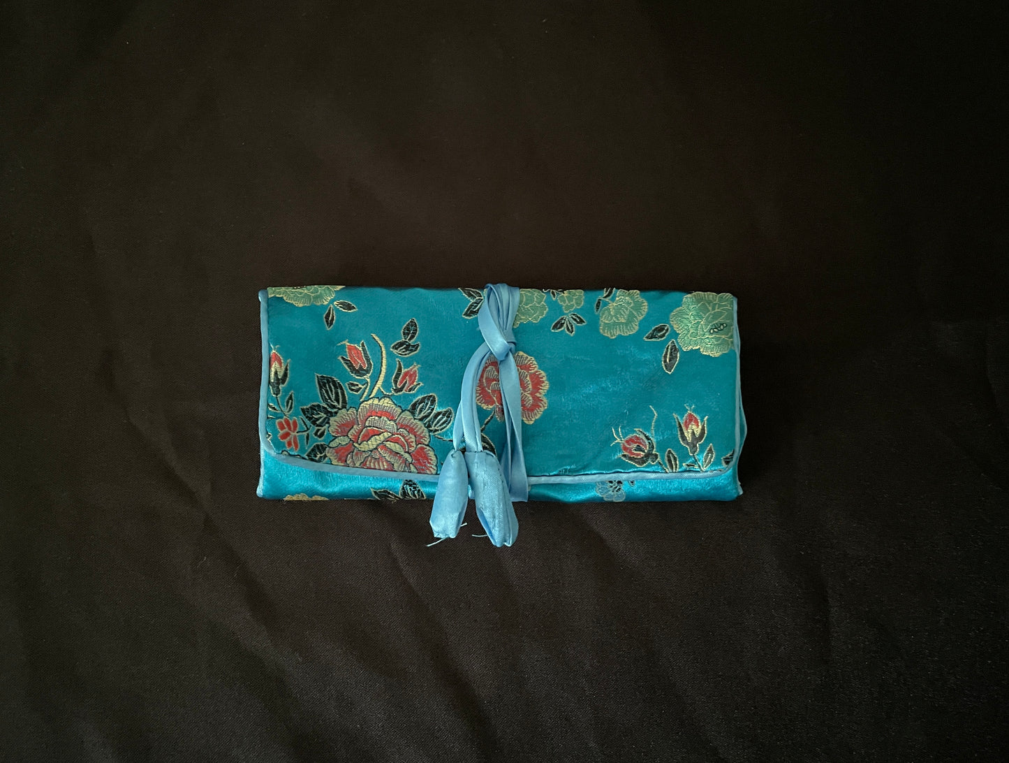 Light Blue Flower Jewellery Wrap