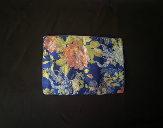 Blue Flower Jewellery Wrap