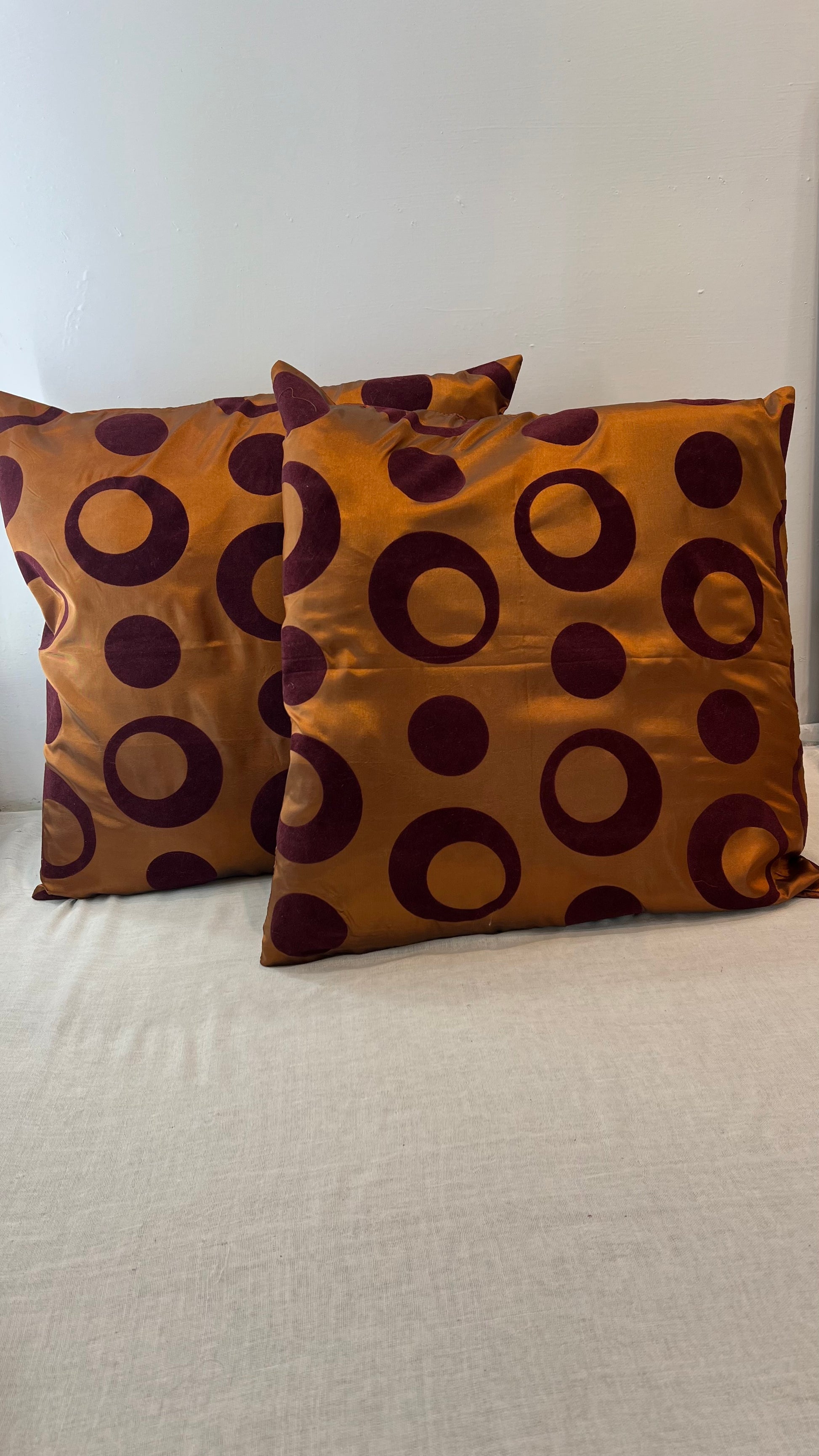 Circle Pattern Cushion Covers image 2