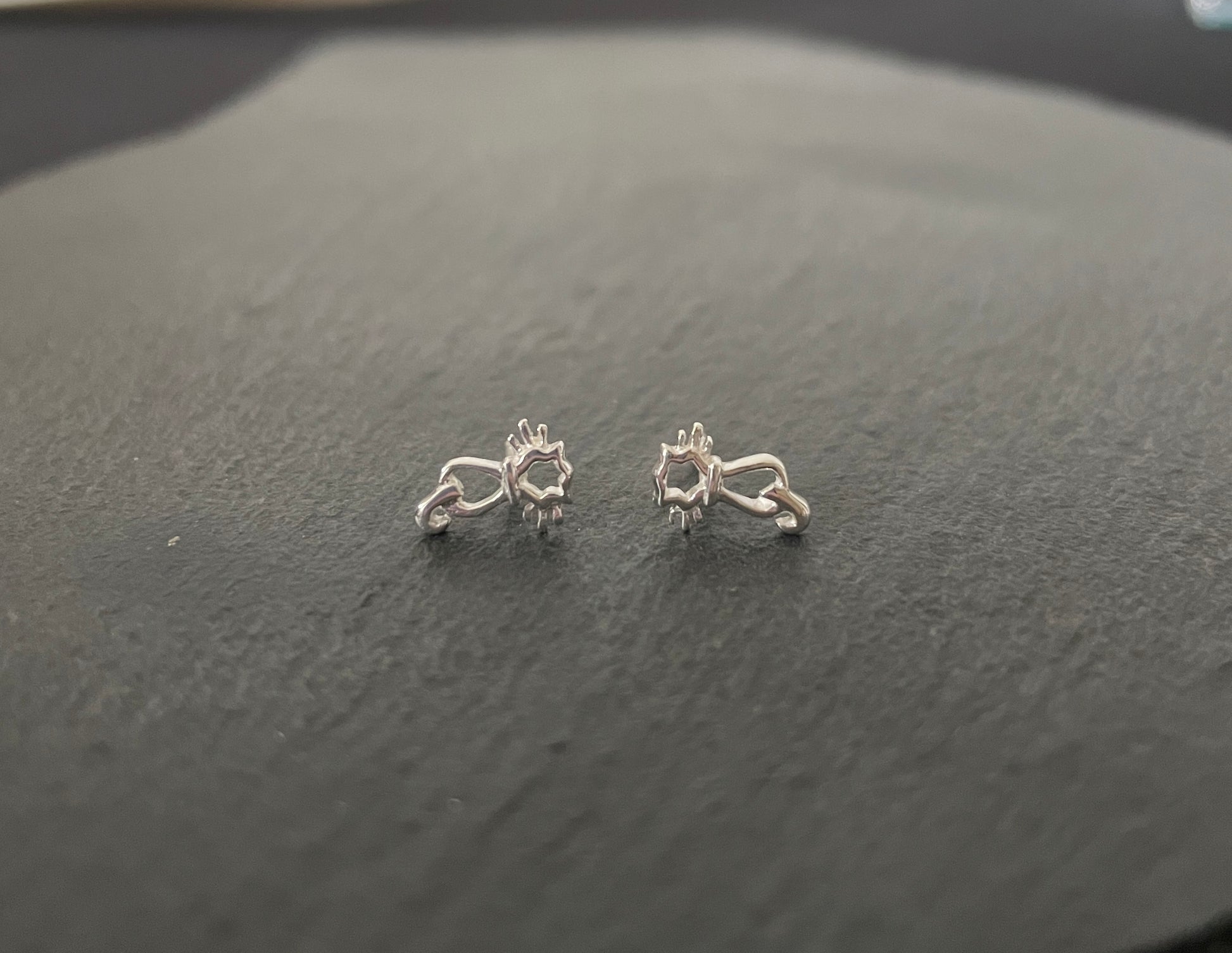 Silver Cat Studs image 0