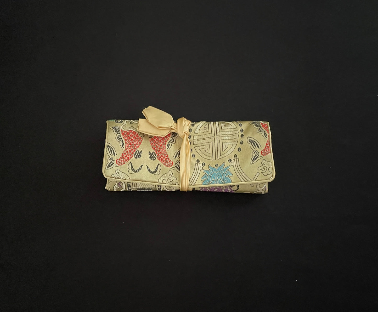 Gold Jewellery Wrap image 1