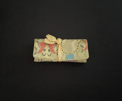 Gold Jewellery Wrap image 1