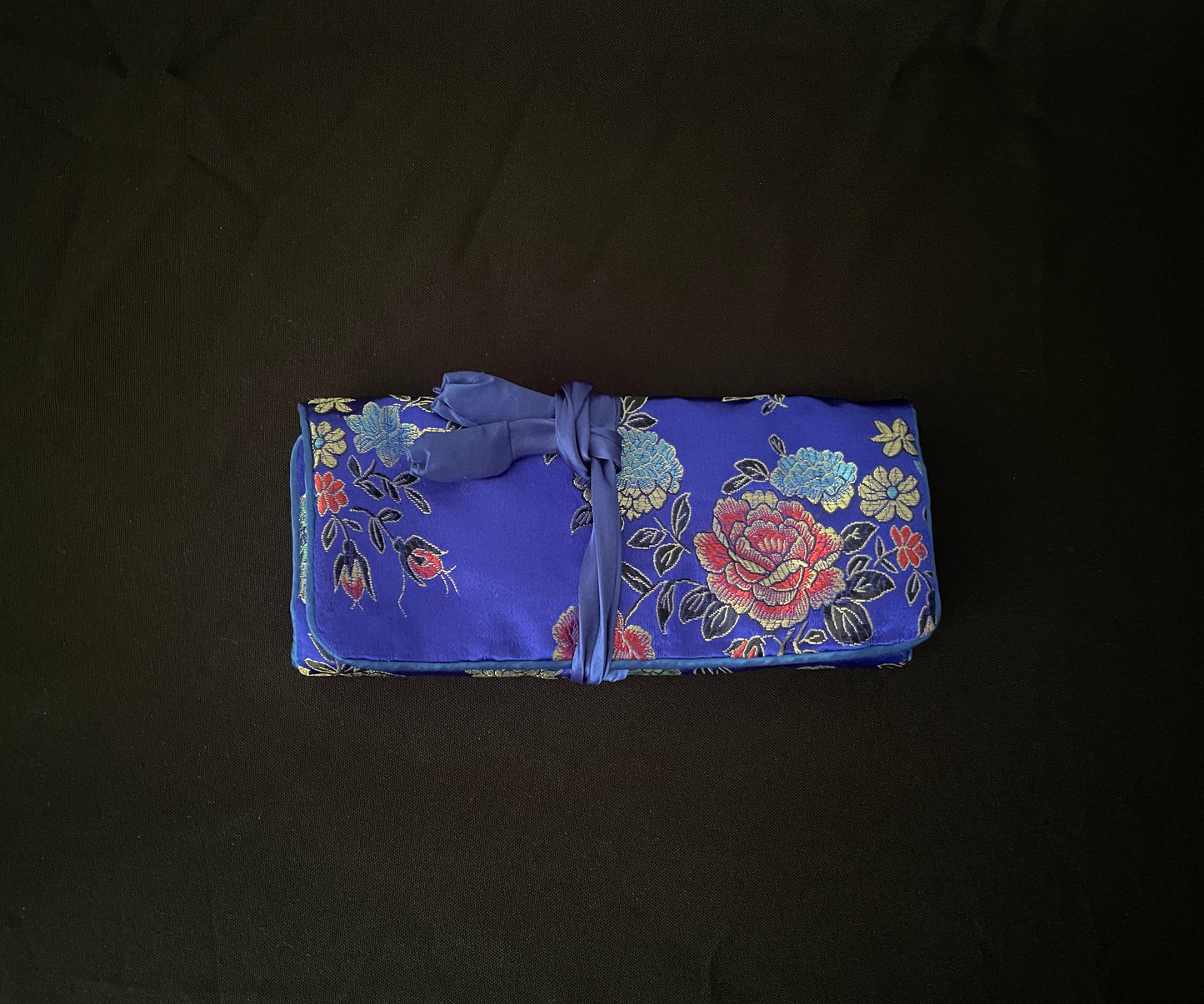 Blue Flower Jewellery Wrap