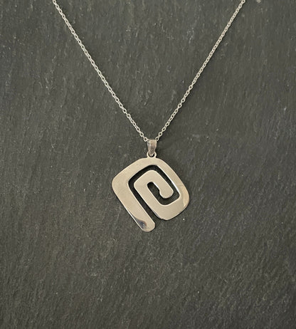 Silver Swirl Pendant image 0