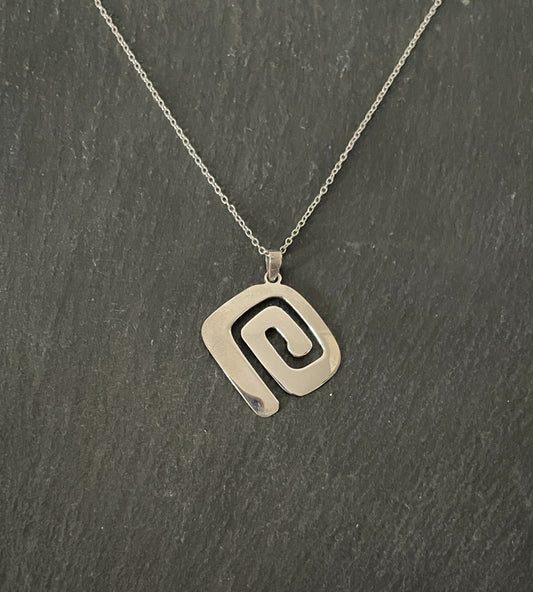 Silver Swirl Pendant image 0