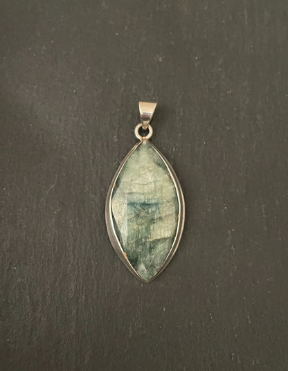 Emerald Kite Pendant image 0