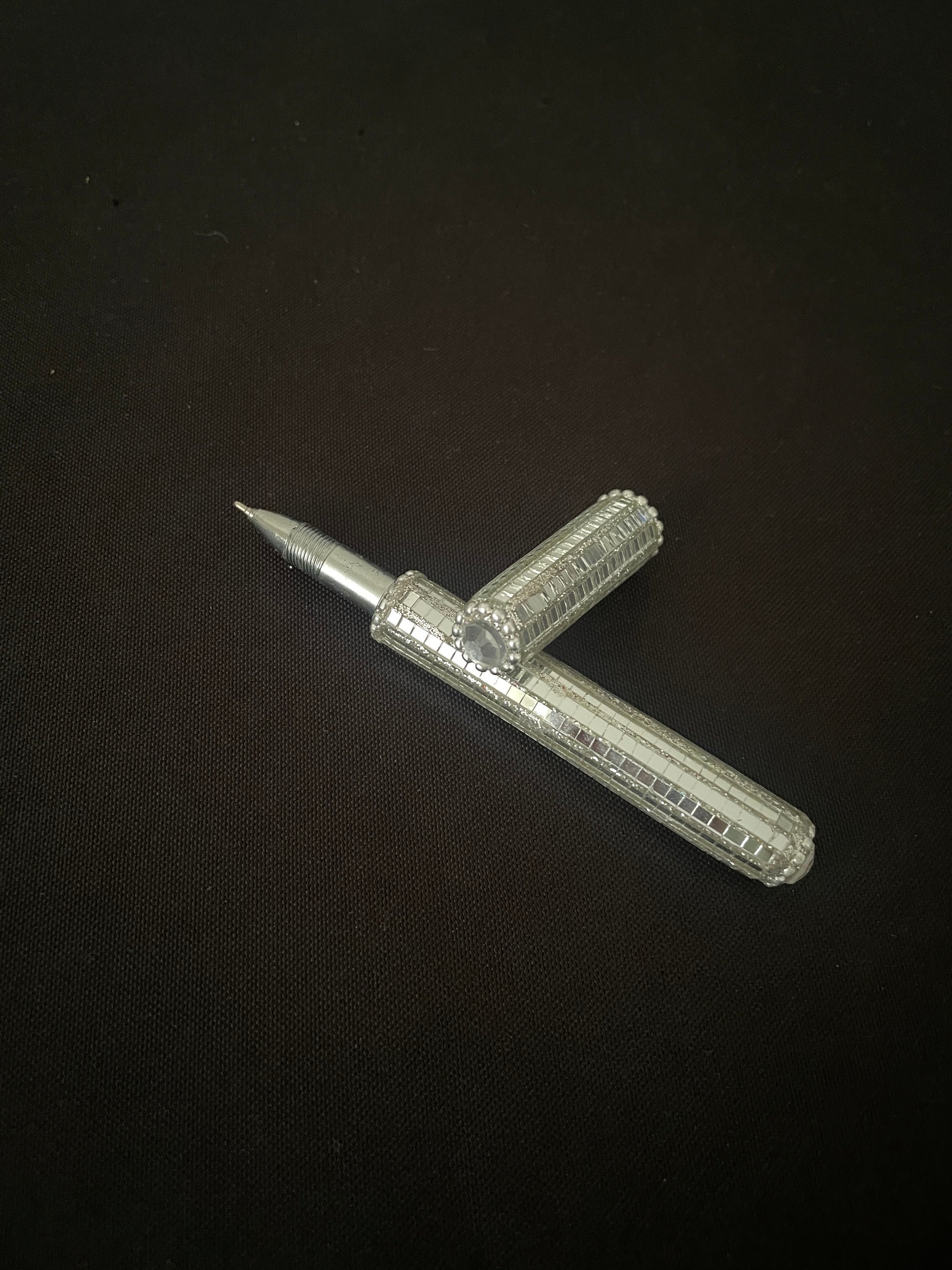 Silver Glitter Pen image 1