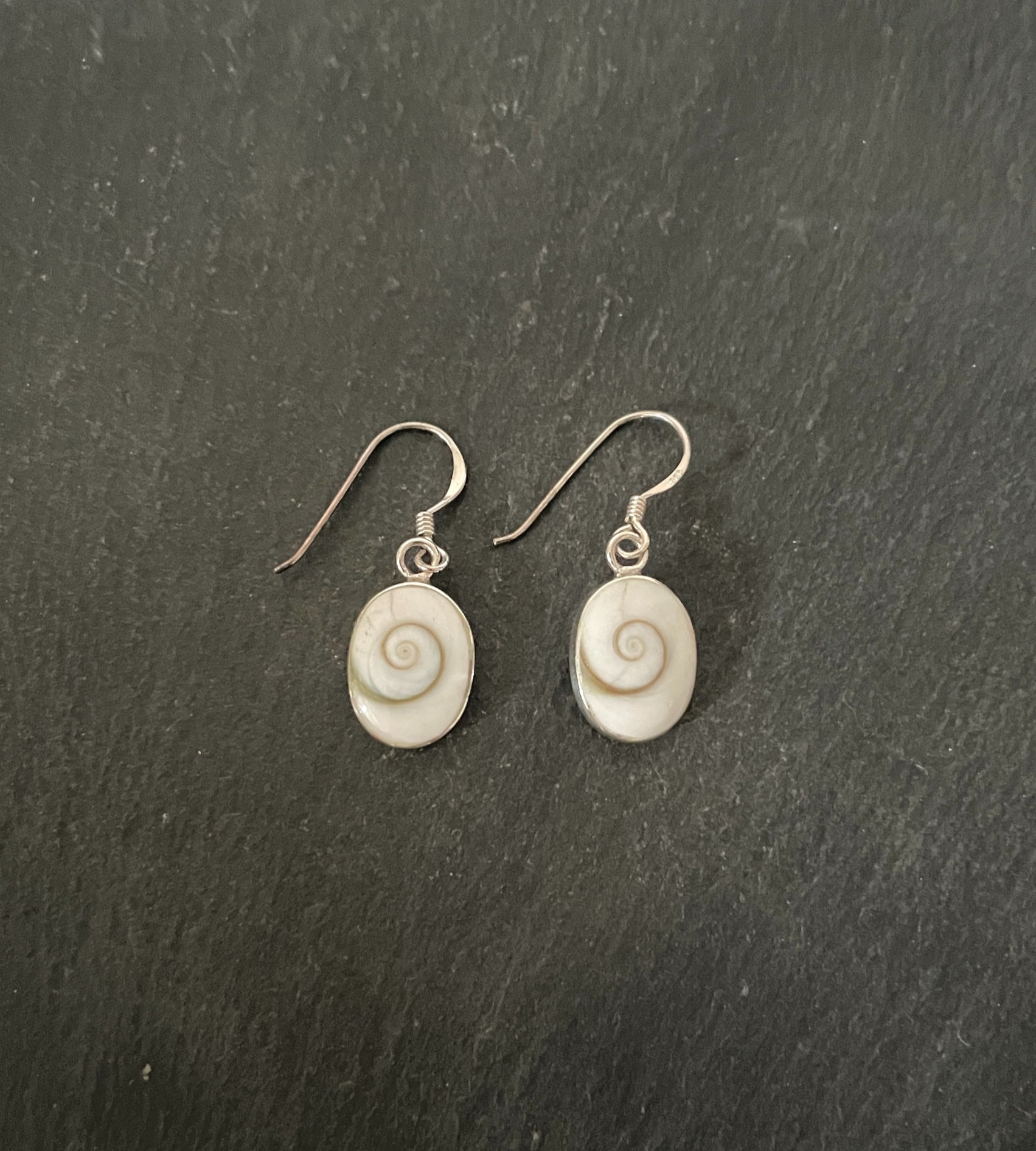 Shiva Shell Oval Earrings image 0