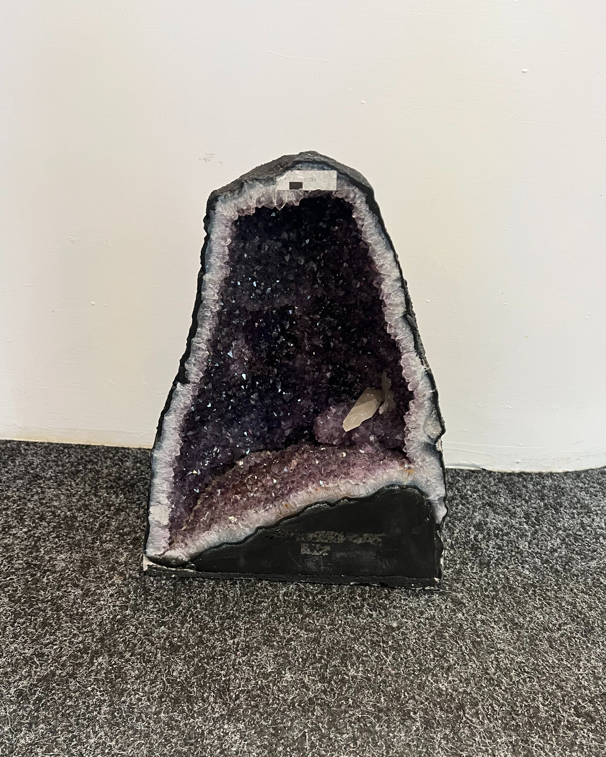 Amethyst Geode image 0