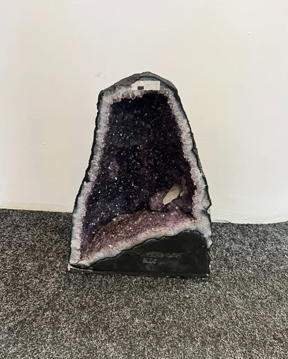 Amethyst Geode image 0