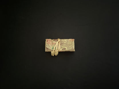 Gold Jewellery Wrap image 1