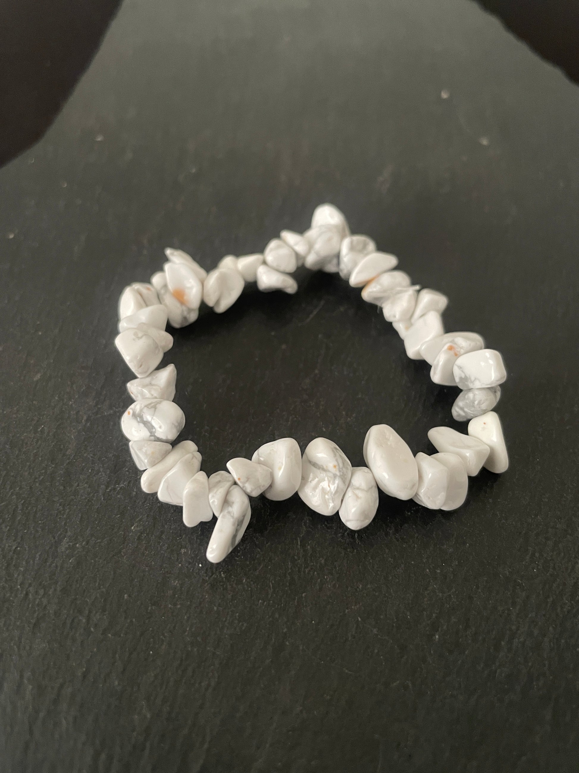 Howlite Chip Bracelet image 0