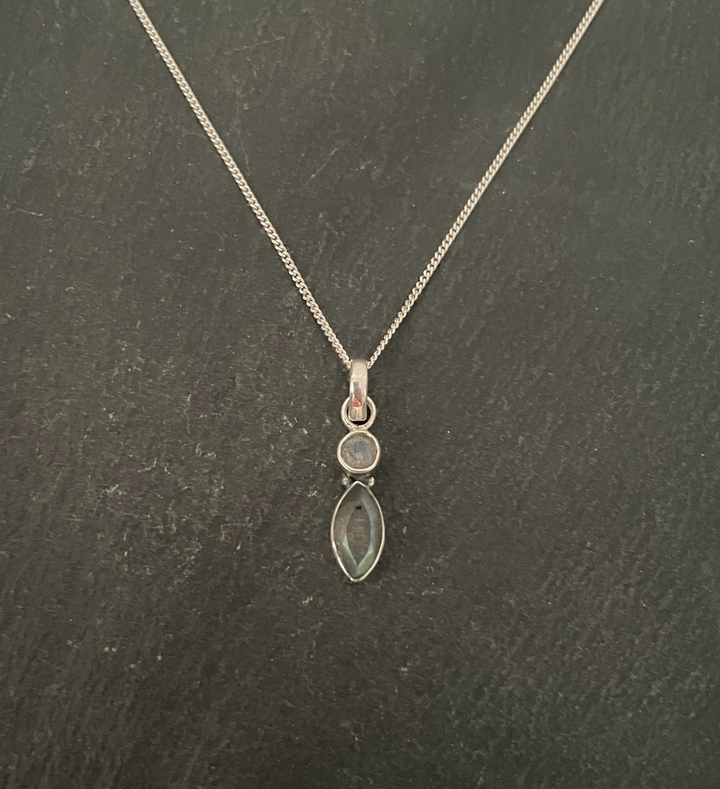 Labradorite Pendant image 0