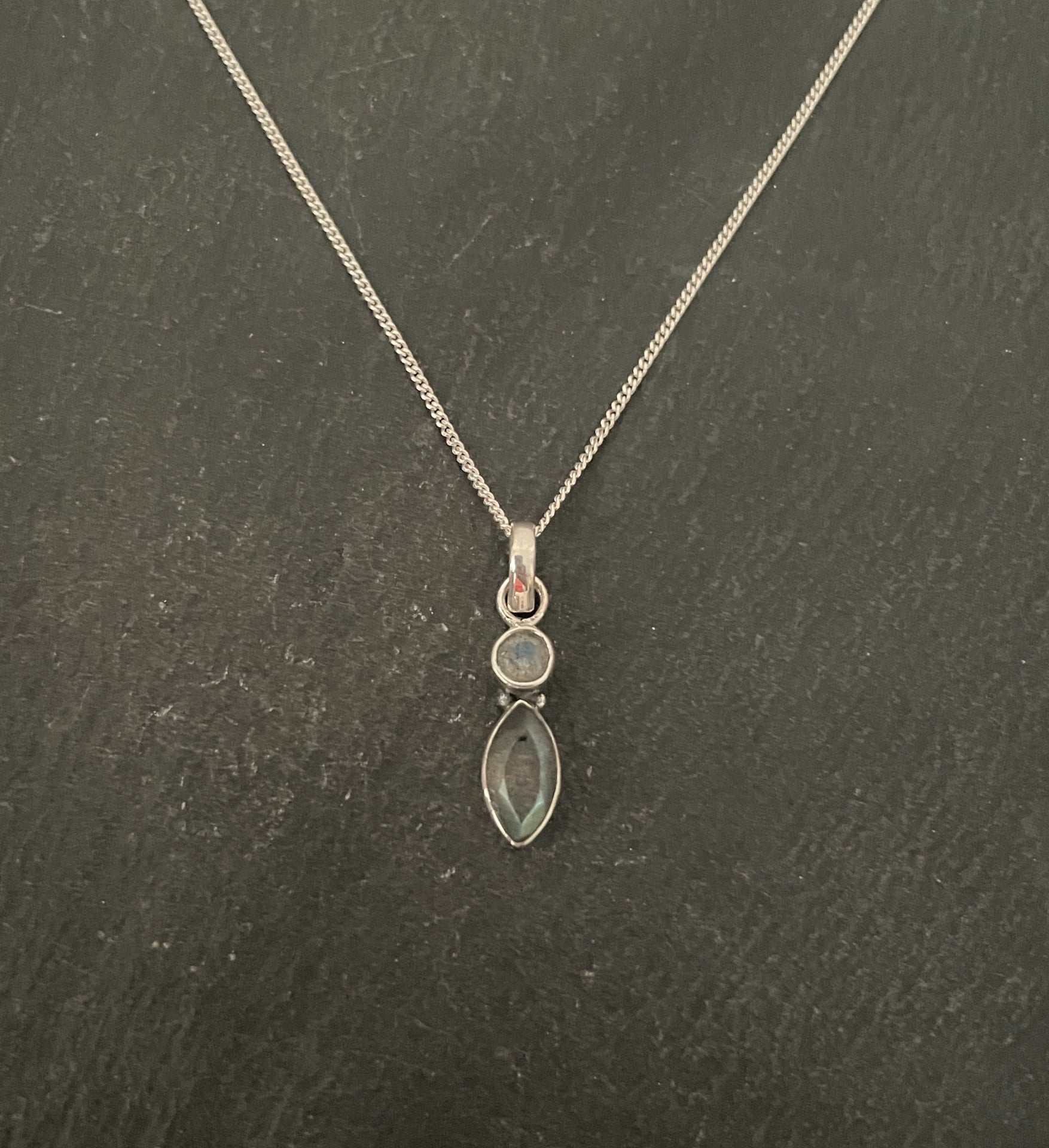 Labradorite Pendant image 0