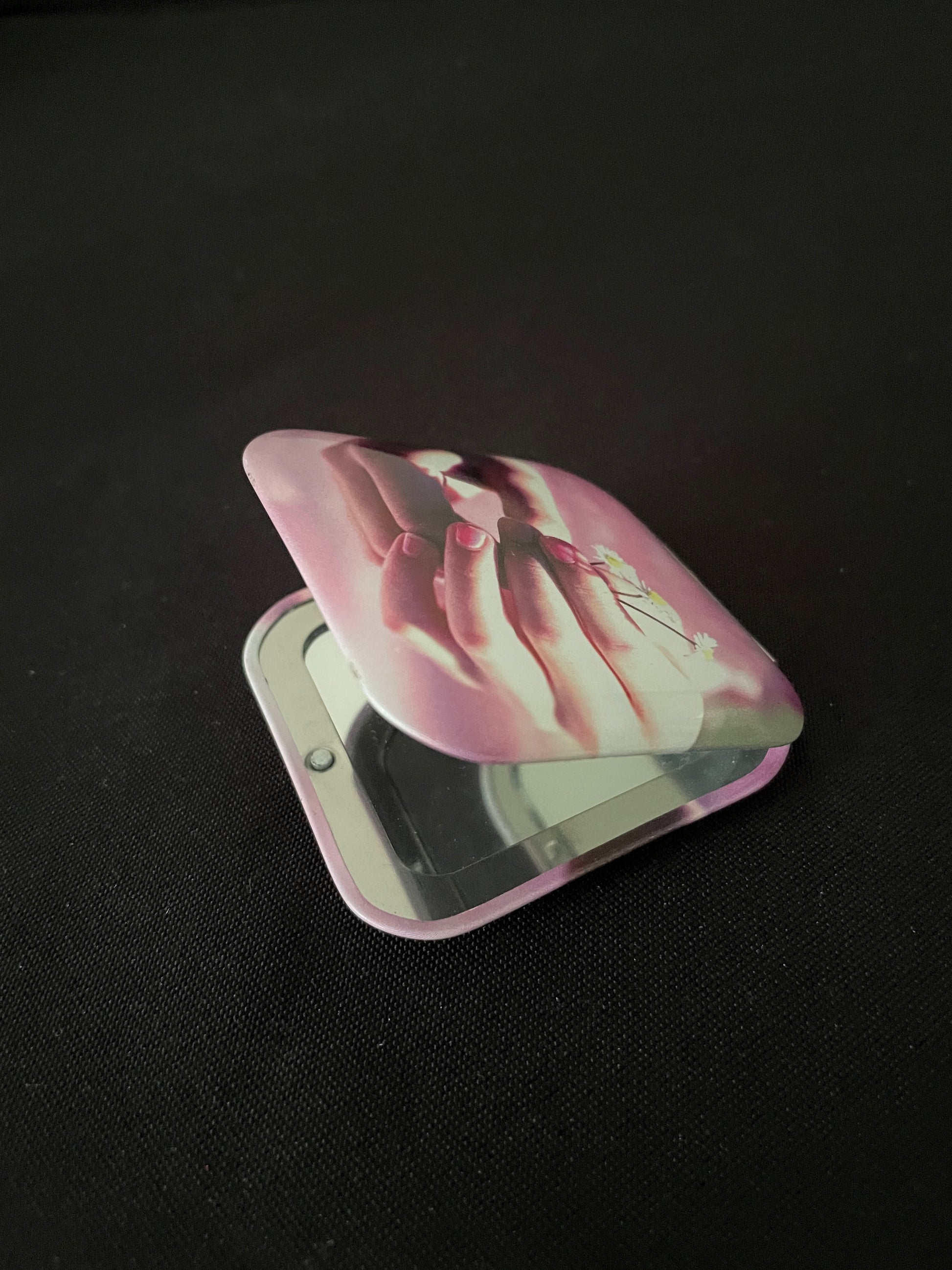 Daisy Compact Mirror image 1