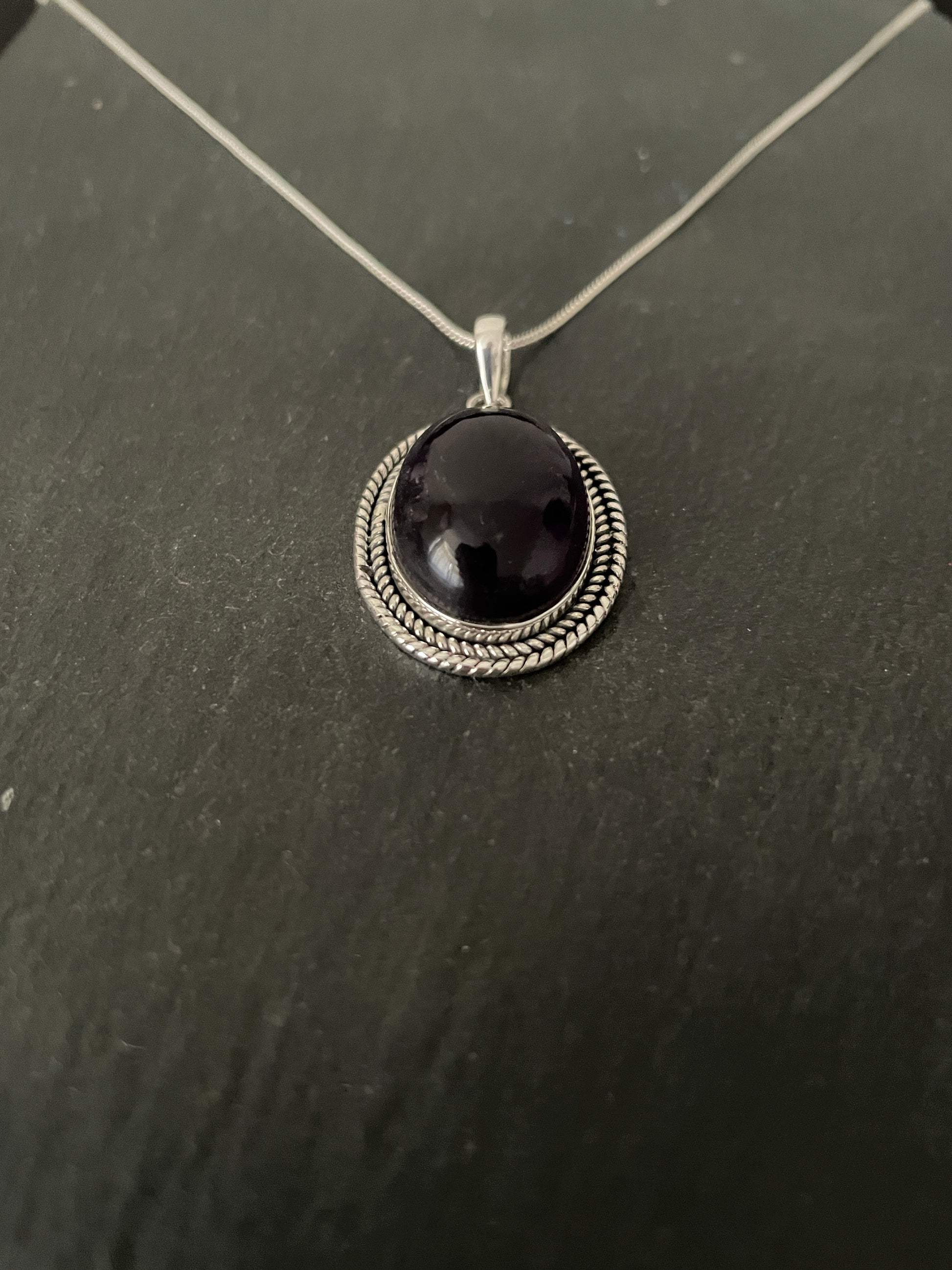Amethyst Oval Pendant image 2