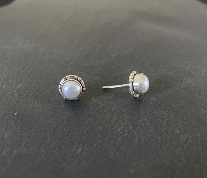 Round Pearl Stud Earrings image 1