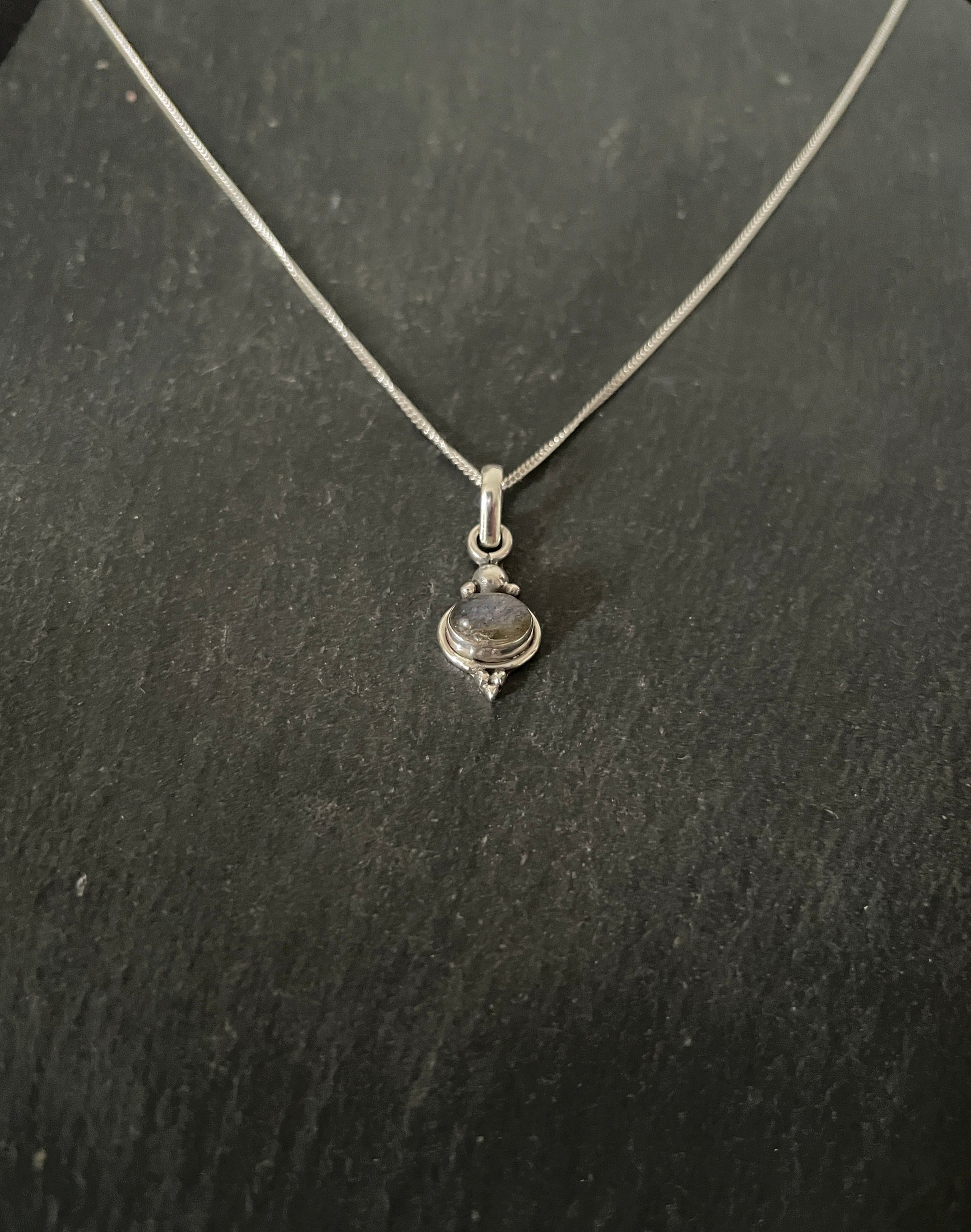 Labradorite Oval Pendant image 1