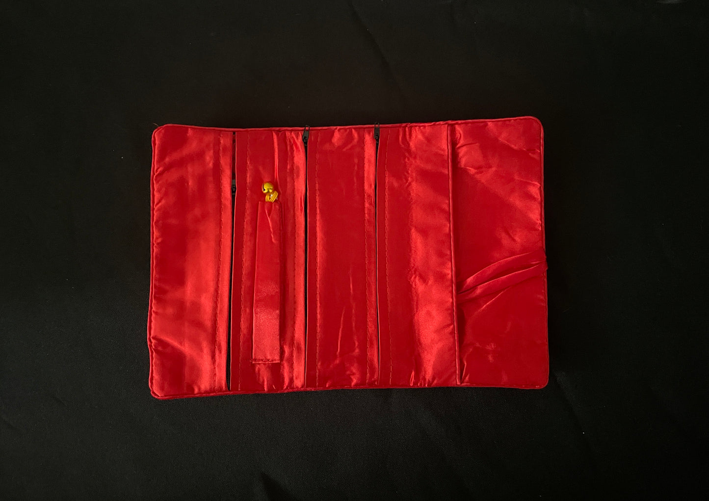 Red Flower Jewellery Wrap