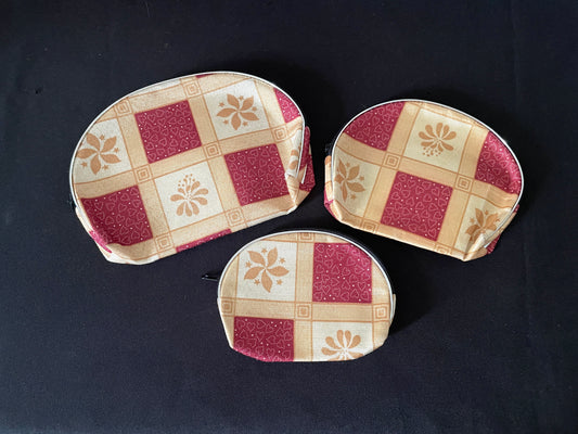 Set of 3 Red Purses image 1