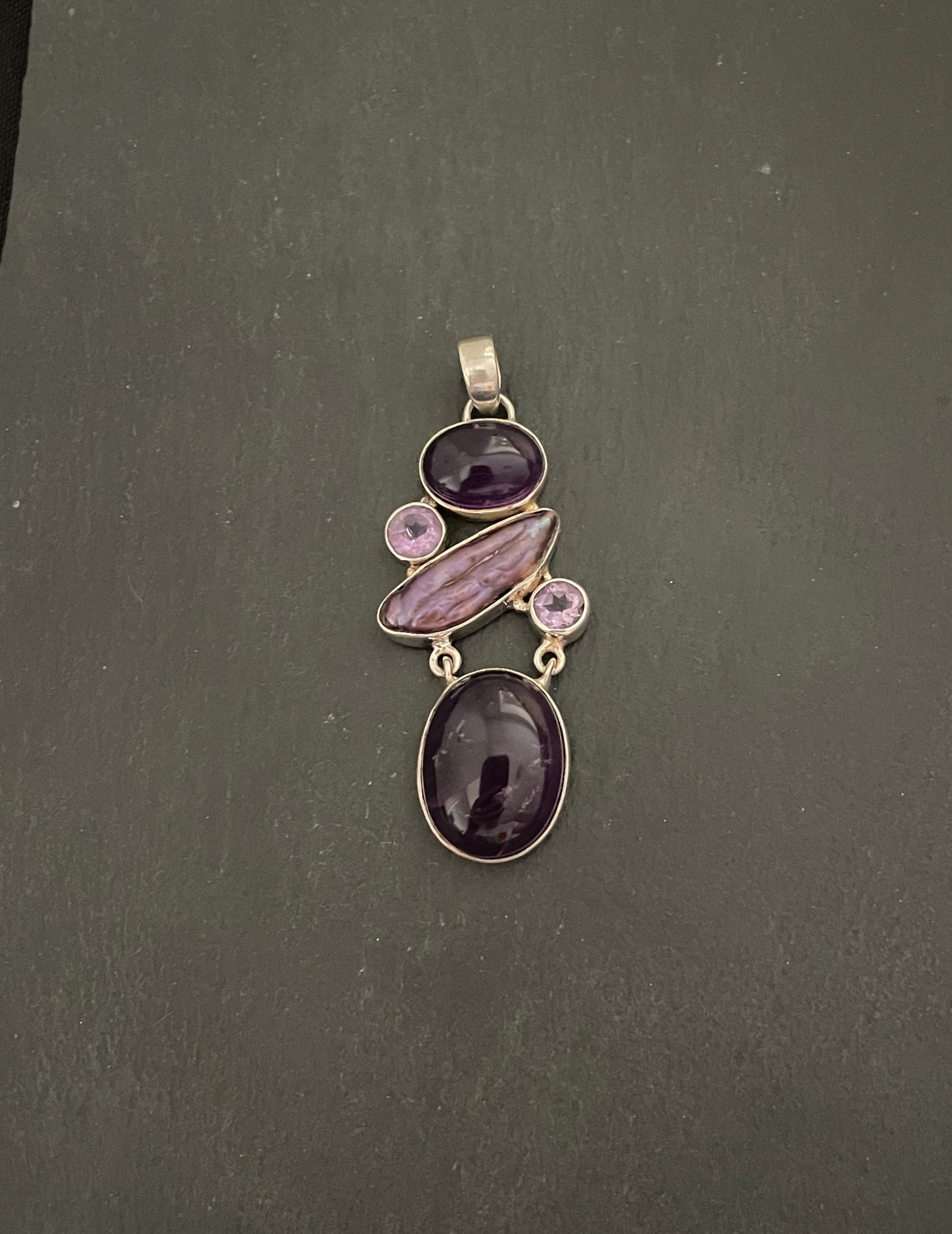 Amethyst and Pearl Pendant image 0
