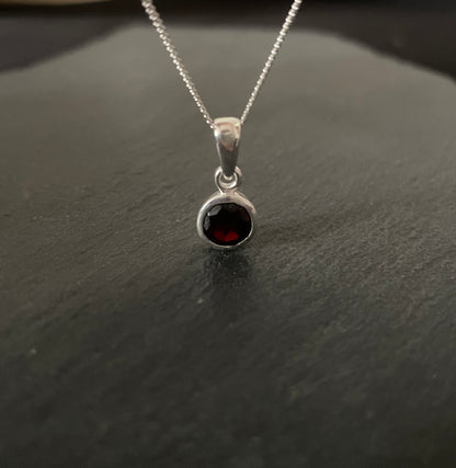 Round Garnet Pendant image 2
